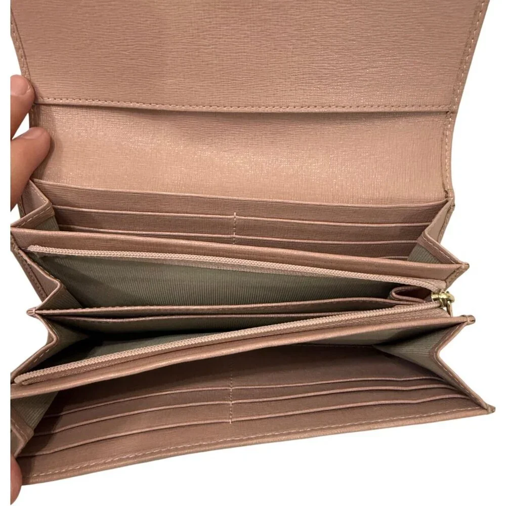 Furla Classic XL Bifold Wallet Dusty Rose Pale Mauve Gold Logo Ladies 7.25 x 4 - Picture 9 of 13